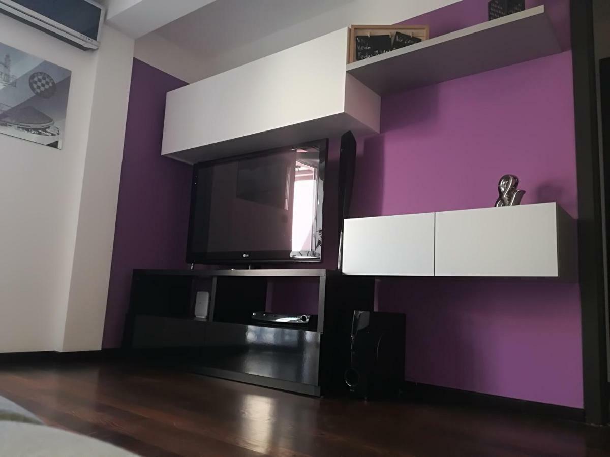 Apartman Brzovic โอมิช ภายนอก รูปภาพ